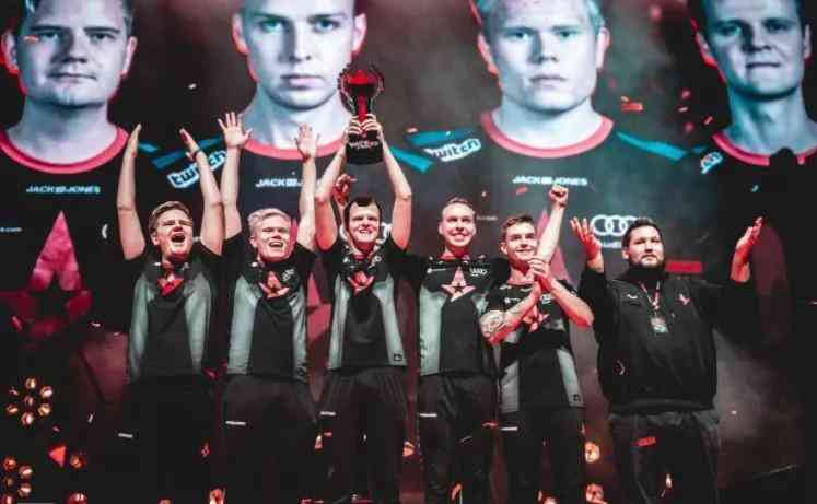 即使是篮球 即使是篮球