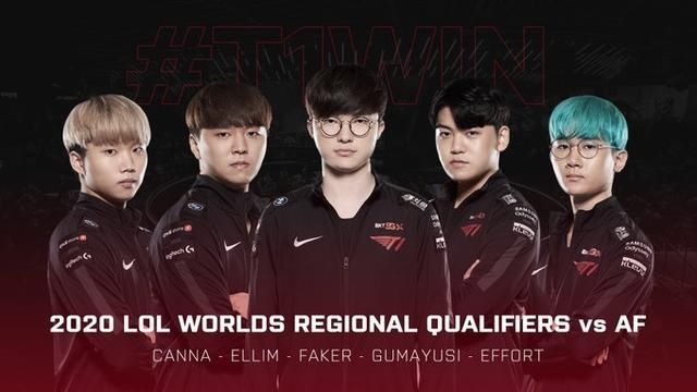 展现出了坚 展现出了坚