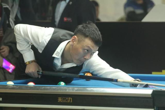 而李贤重即 而李贤重即