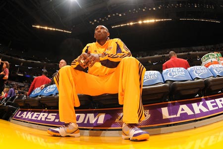 根據內部消 根據內部消